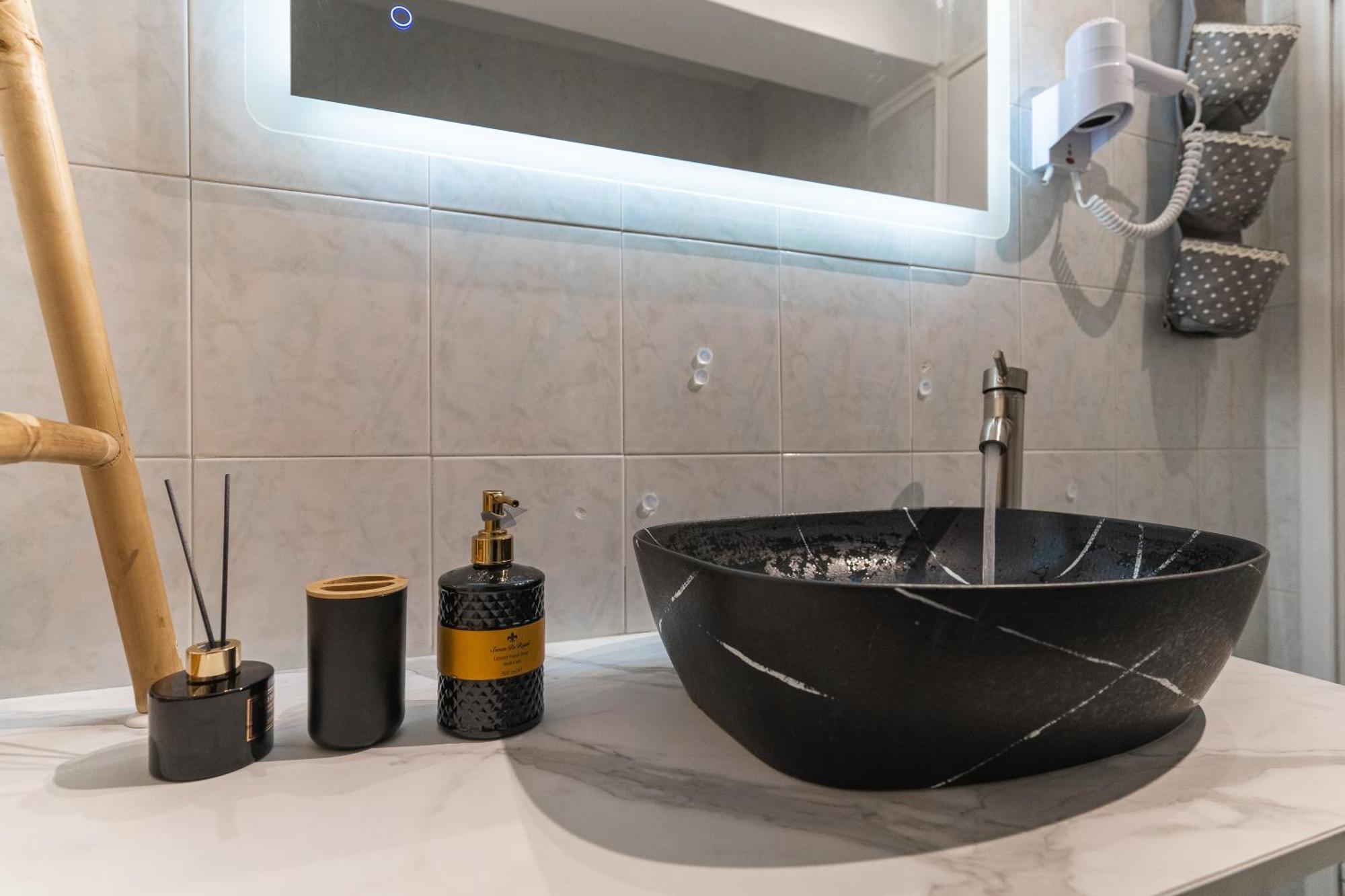 Acrolofts M62 Apartment Athens Ngoại thất bức ảnh